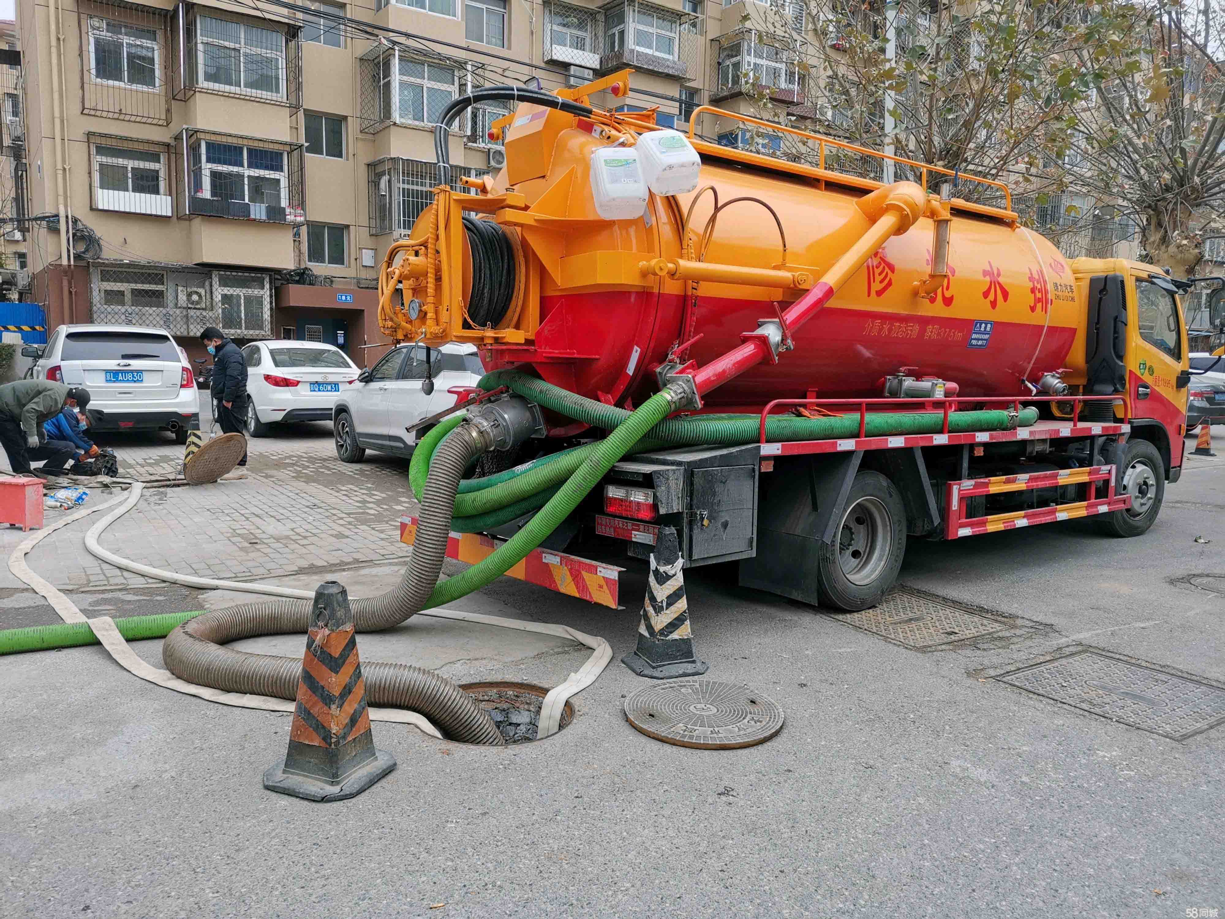 凌云抽粪吸污